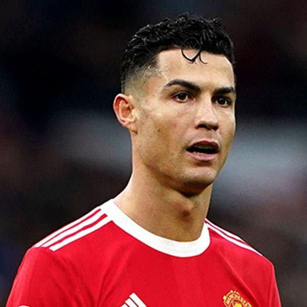 Footballers_who_wear_contacts_row_4
