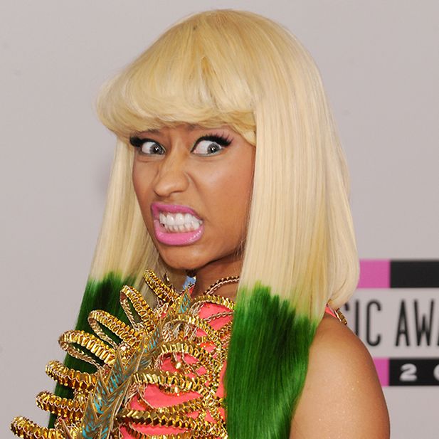 Celebrities_who_wear_coloured_contact_lenses_row_5