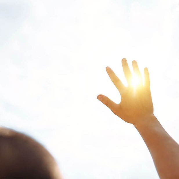 Contact_lenses_with_a_UV_filter_How_does_it_work?_row_5