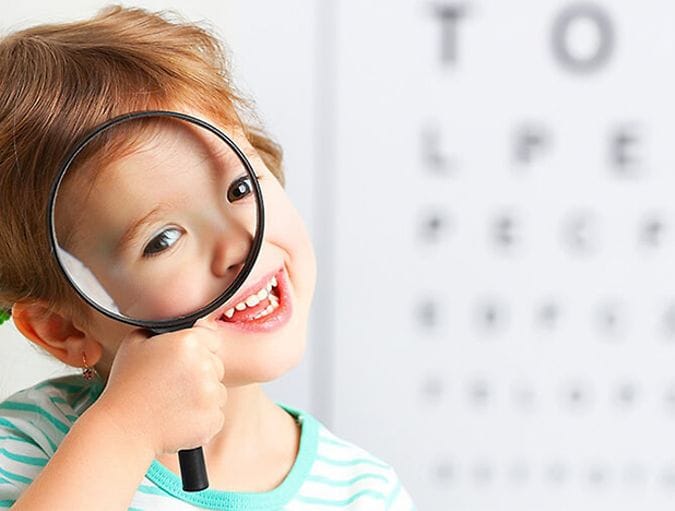 What_happens_in_a_kids'_eye_test?_row_1