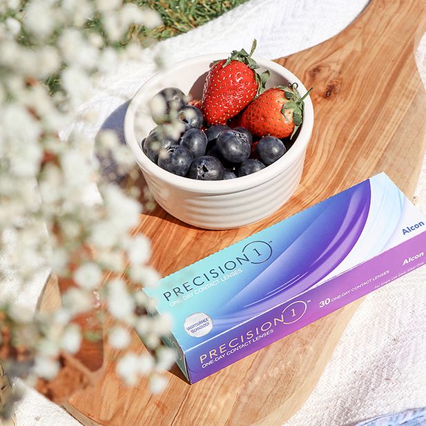 How_to_choose_the_best_contacts_for_this_summer_row_3