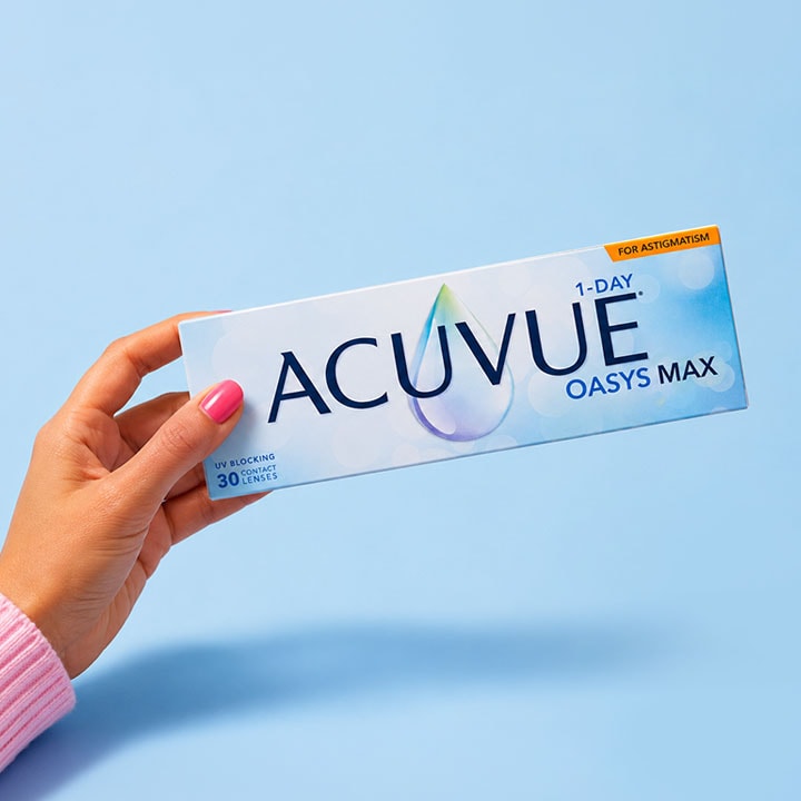 Een doosje Acuvue contactlenzen